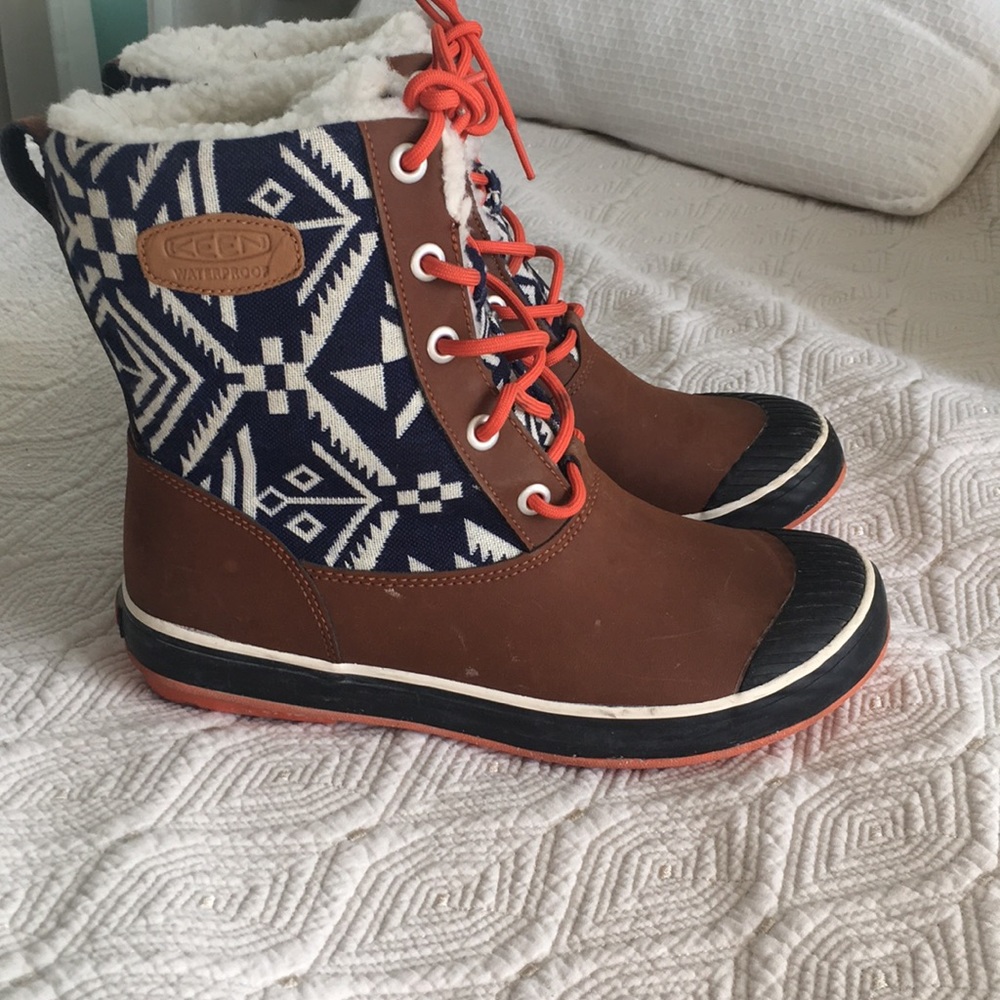 Keen boots